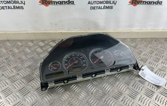 Volvo V70 Speedometer (instrument cluster) 8691648 31296335
