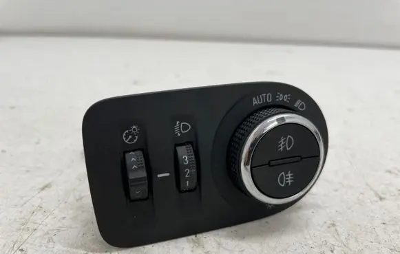 Opel Grandland X Light switch 39085926