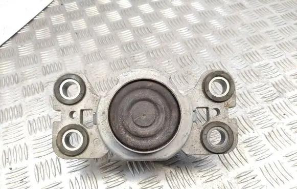 Land Rover Discovery Sport Engine mount bracket EJ327M121AD 100716