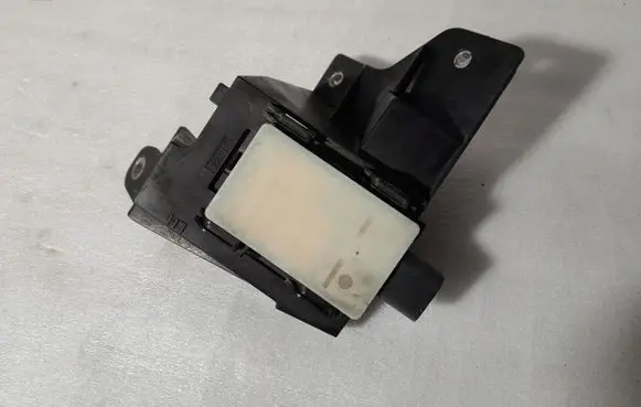 KIA Carnival Blind spot module 