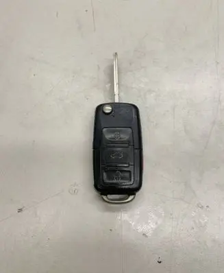 Volkswagen Touareg I Ignition key/card 