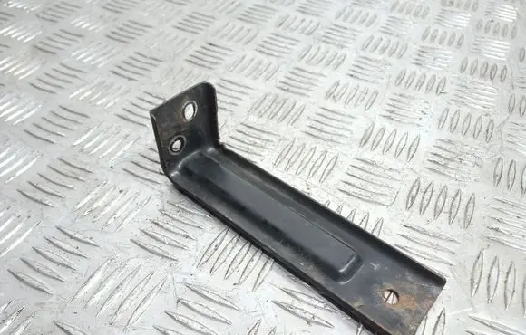 KIA Sorento Front splash guards bracket 