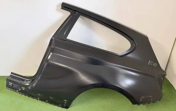 BMW 1 F20 F21 Side car body part 