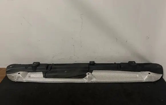BMW X5M G05 F95 Center/middle under tray cover 8070788