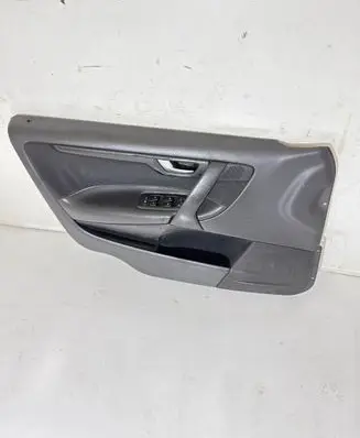 Volvo XC70 Front door card panel trim 39981208 10032004