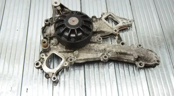 Mercedes-Benz E W212 Water pump A2762010701