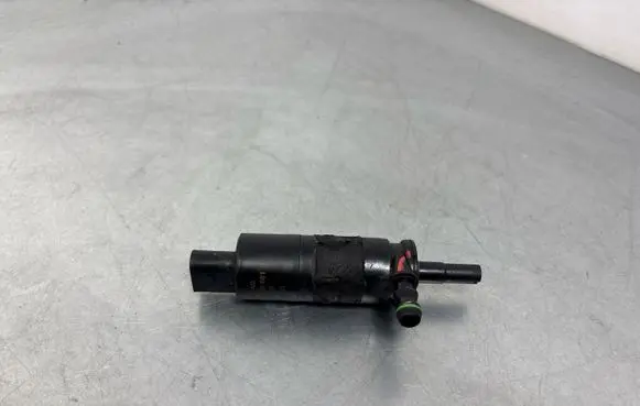 Audi A6 S6 C7 4G Headlight washer pump 3B7955681