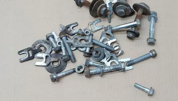 Maserati GranTurismo Nuts/bolts 