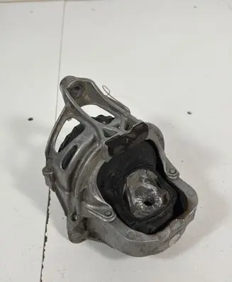 Audi Q5 SQ5 FY Engine mount bracket 4M0199372FC