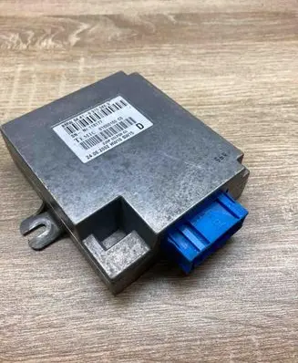 BMW 5 E39 Voice control module 6915046