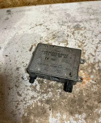 Mercedes-Benz C W203 Bluetooth antenna 2118200885