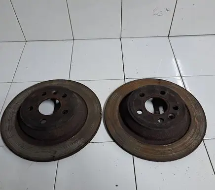 Ford Mondeo MK IV Rear brake disc