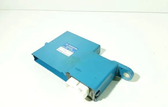 Toyota Yaris Door central lock control unit/module 8930052030 2326000050