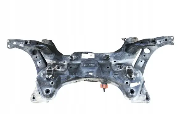 Hyundai i30 Front subframe 62401A6800