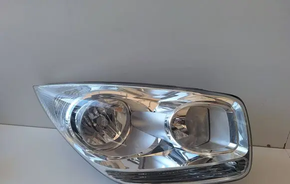 KIA Venga Headlight/headlamp 92102-1P000