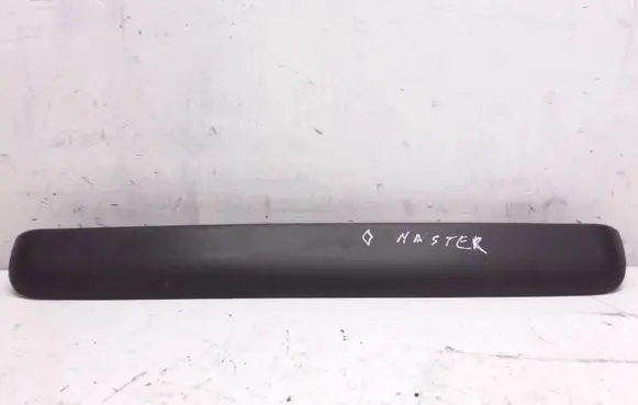 Trunk door license plate light bar