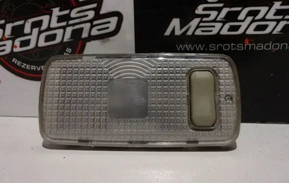 Infiniti G35 Rear seat light INFINITI G35 3.5PETROL 2004 LHD