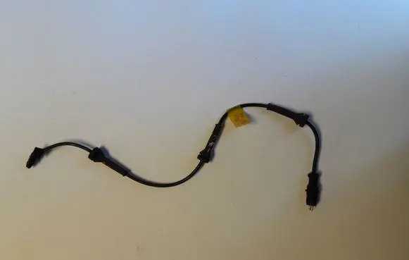 Renault Megane II ABS brake wheel speed sensor 8200296570