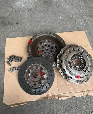BMW 3 E90 E91 Clutch set kit 7526600