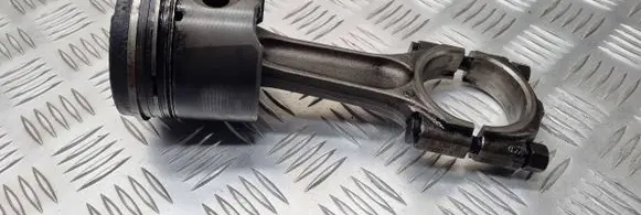 Citroen Berlingo Piston with connecting rod