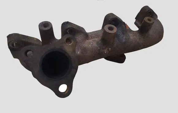 Hyundai i40 Exhaust manifold