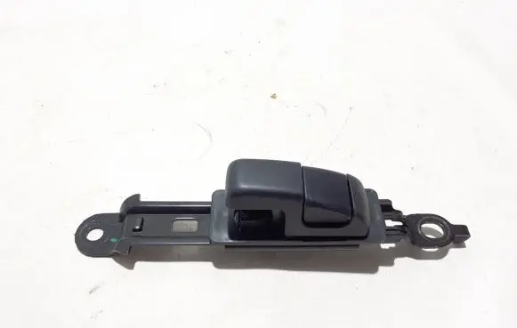 Toyota Hilux (AN120, AN130) Seat belt height adjuster 732000D051C0