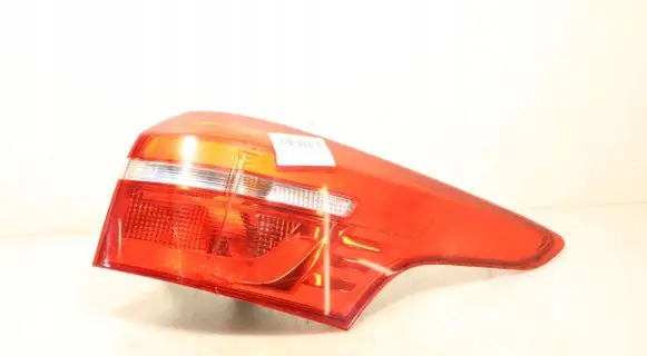 Ford Focus C-MAX Rear/tail lights E417504