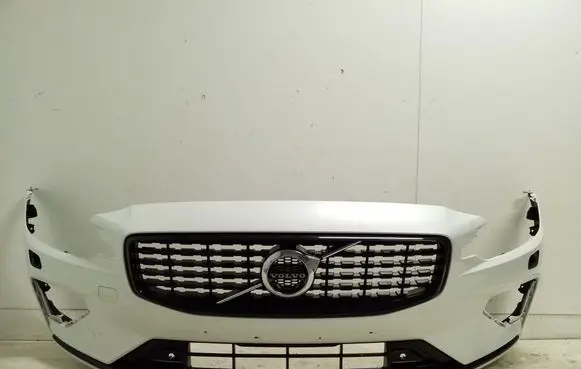 Volvo V60 Front bumper 31690530