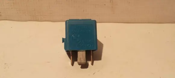 BMW 5 E60 E61 Other relay 61366915327 V23134K59X313 61368364581