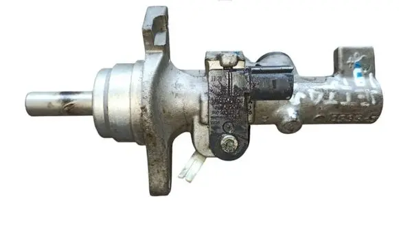 Volkswagen Jetta V Master brake cylinder 1K1614019G 1K1614019C 1K1614019M