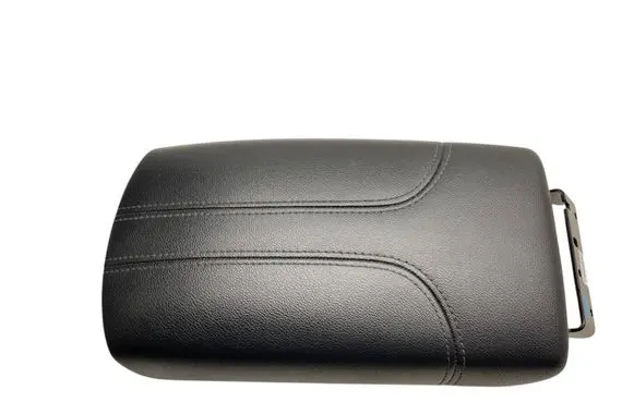 Nissan Qashqai Armrest PVCVG22