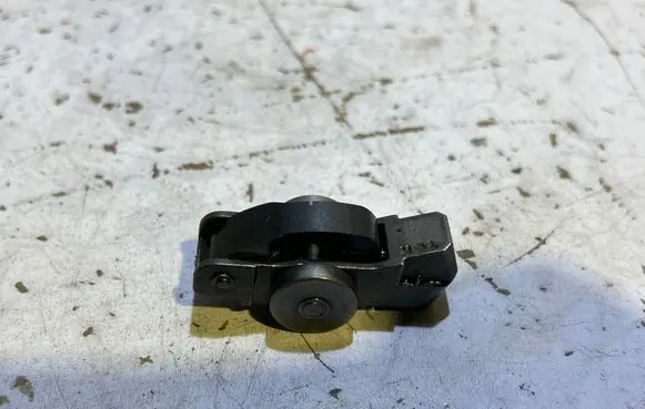 Dodge Durango III Valve rocker arm 