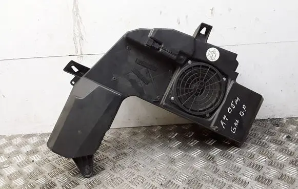 Audi A4 S4 B6 8E 8H Subwoofer speaker 