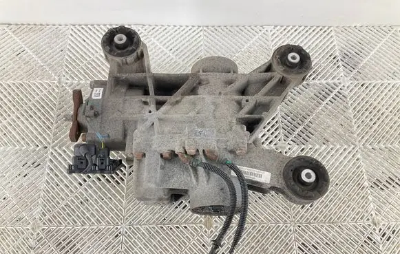 Audi Q3 8U Rear differential PGA 0AY907554F 0AY525010F