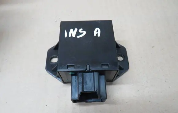 Opel Insignia A Wing mirror control module 23287825 015315