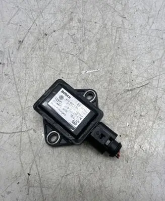 Audi A6 S6 C6 4F ESP acceleration yaw rate sensor 4F0907637 44733120