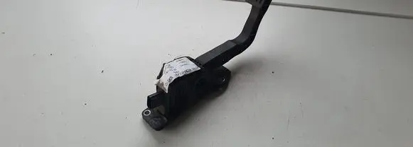 Ford Focus Accelerator throttle pedal