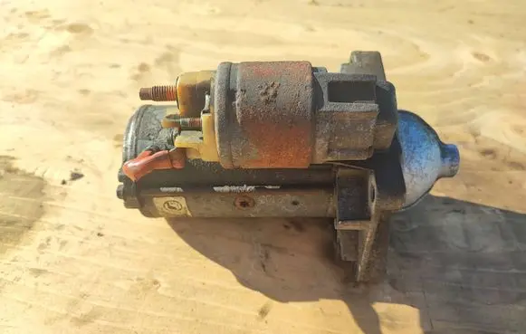 Opel Vivaro Starter motor TS22E5 G199185A 201307030933