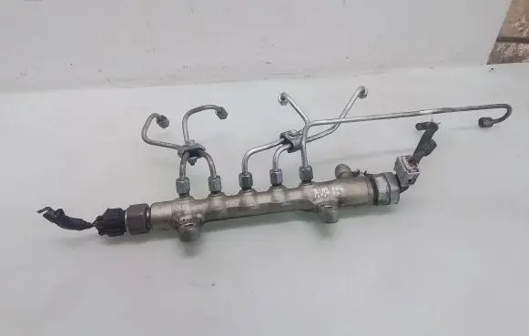 Toyota Auris 150 Fuel main line pipe 06L00368