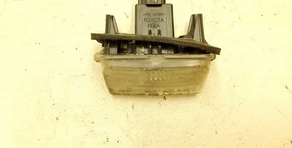 Toyota Yaris Number plate light