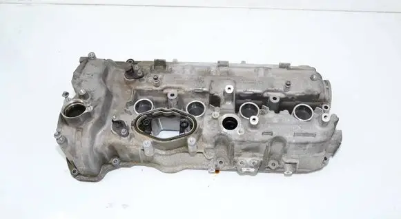 BMW X5 F15 Rocker cam cover 8648131 11128648131