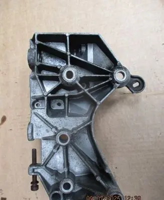 Renault Megane I Generator/alternator bracket 7700273712