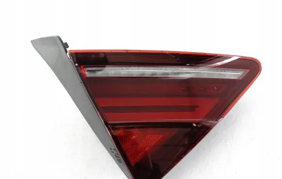 Audi A7 S7 4G Tailgate rear/tail lights 4G8945093H