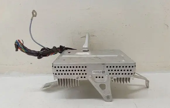 Tesla Model 3 Sound amplifier 107974800E