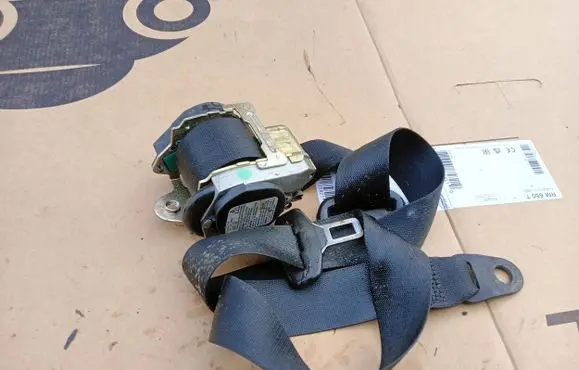 Mercedes-Benz Vito Viano W639 Seat belt trim 603446700
