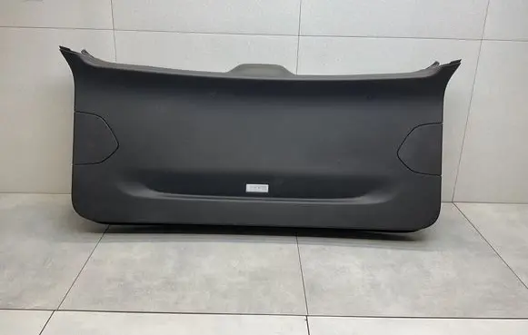 BMW X3M F97 Tailgate/boot lid cover trim 7403755
