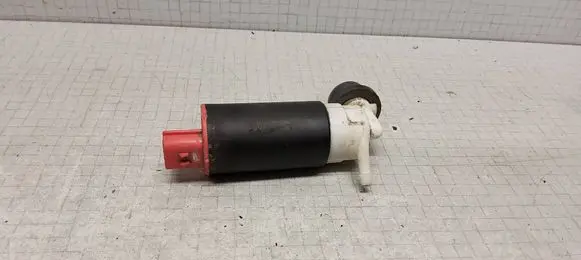 Toyota Avensis T250 Windscreen/windshield washer pump