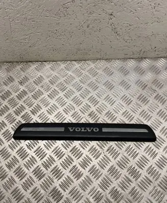 Volvo V50 Front sill trim cover 30744287