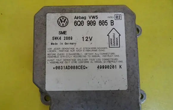 Volkswagen PASSAT B5 Airbag control unit/module 6Q0909605B 5WK42869