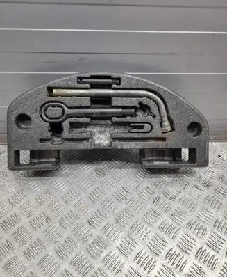 Audi A8 S8 D4 4H Tool box 4H0012110C